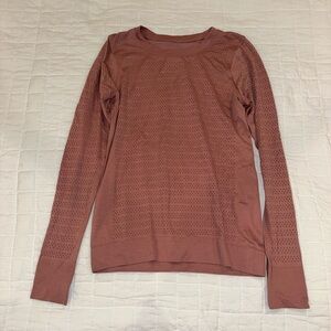 LULULEMON Long Sleeve Size 4/6